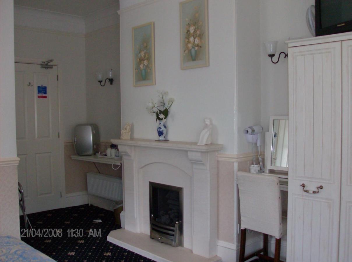 Crown Lodge Torquay Habitación foto